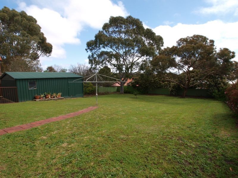 24 Lake View Cres, Highbury SA 5089