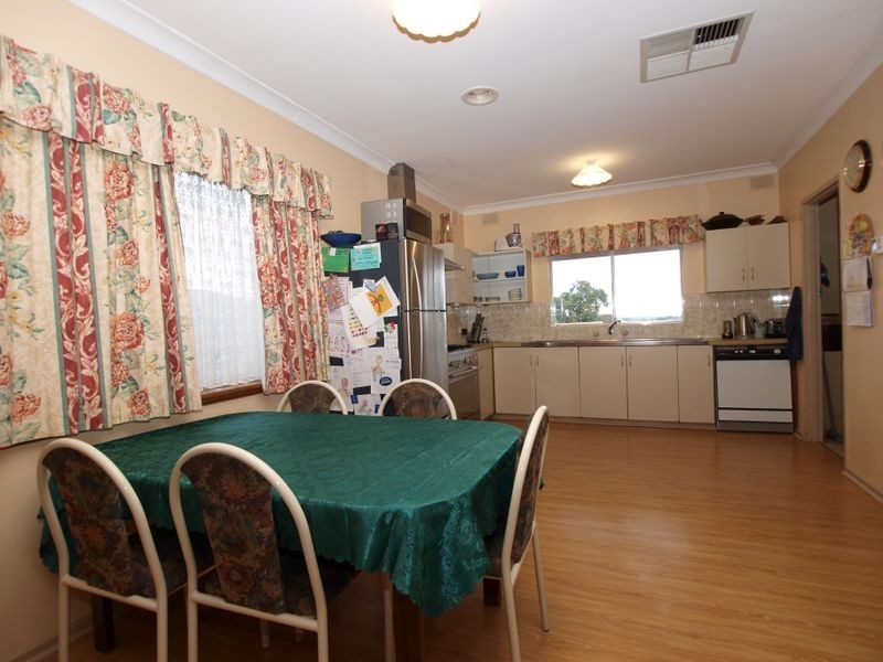 9 Dene Rd, Highbury SA 5089
