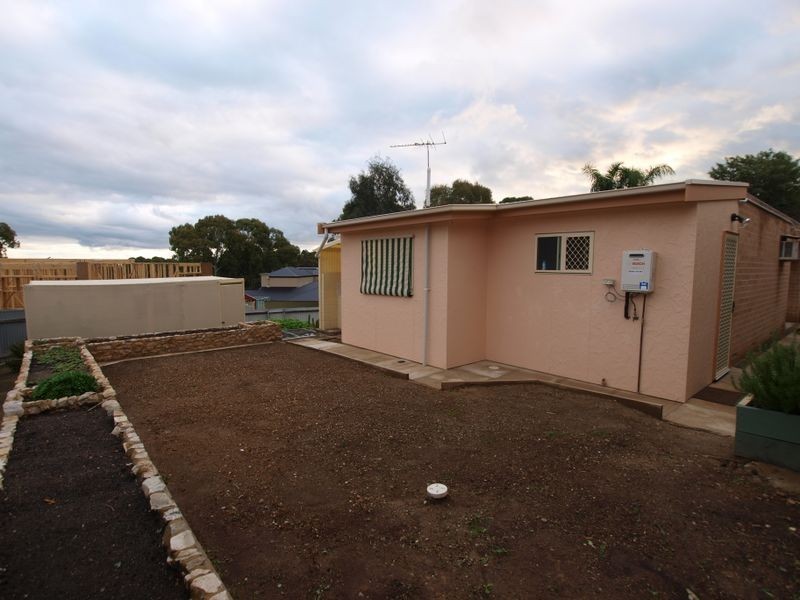 9 Dene Rd, Highbury SA 5089
