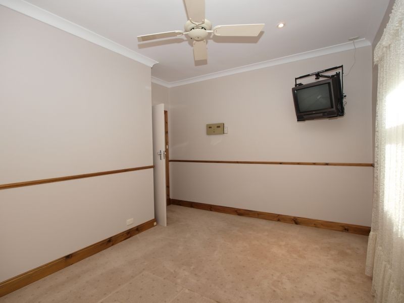15 Birch Grove, Dernancourt SA 5075