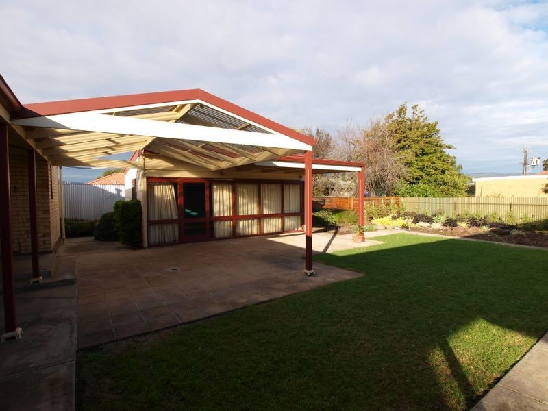 15 Birch Grove, Dernancourt SA 5075