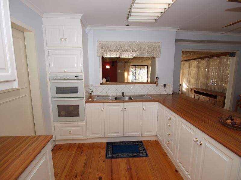 498 Grenfell Road, Fairview Park SA 5126