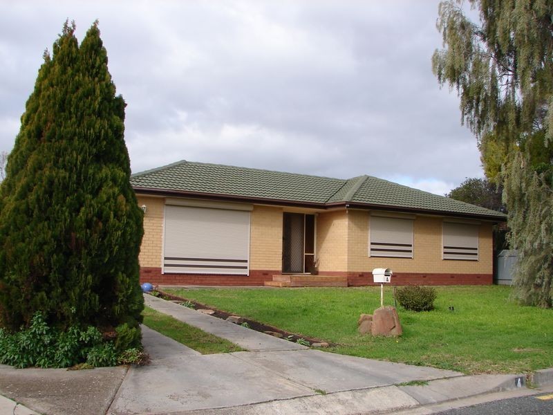 4 Barton Court, St Agnes SA 5097
