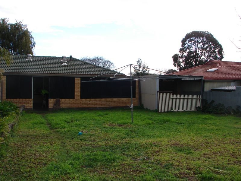 4 Barton Court, St Agnes SA 5097