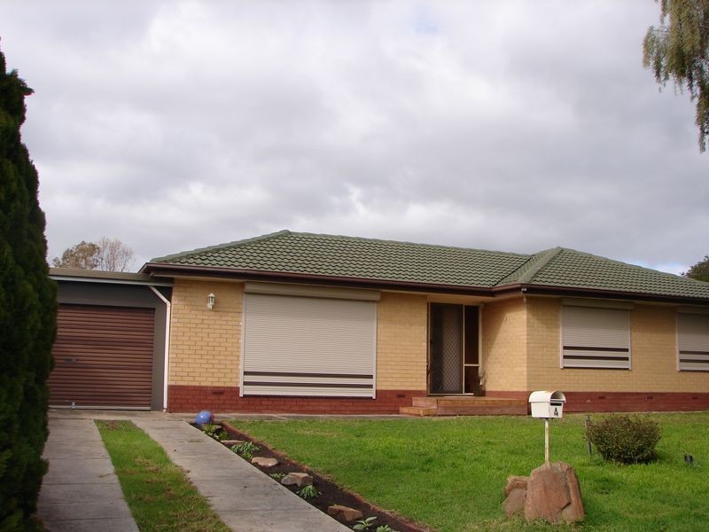 4 Barton Court, St Agnes SA 5097