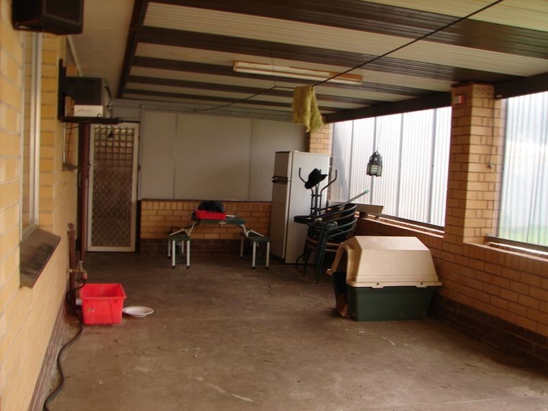 4 Barton Court, St Agnes SA 5097