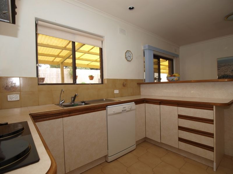 6 Rosebud Grove, Dernancourt SA 5075