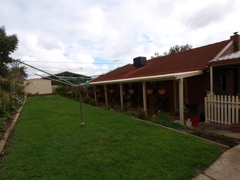 6 Rosebud Grove, Dernancourt SA 5075