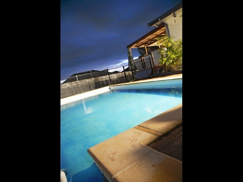 14 Sea View Road, Para Hills SA 5096