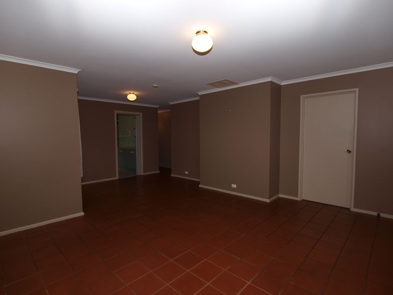 8 Ruby Street, Hope Valley SA 5090