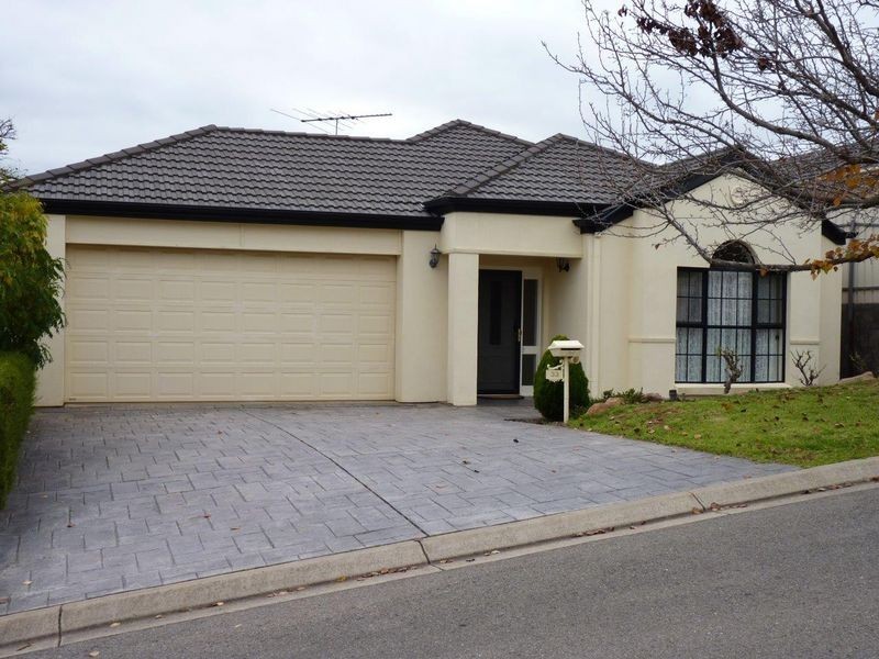 33 Piccadilly Circus, Golden Grove SA 5125