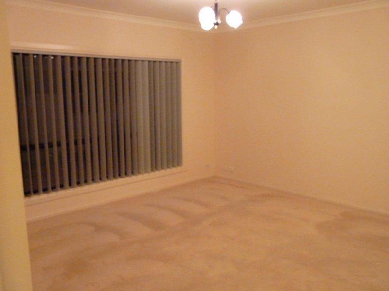 33 Piccadilly Circus, Golden Grove SA 5125