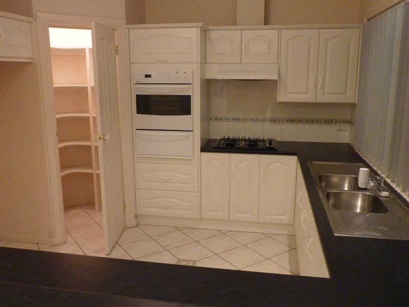 33 Piccadilly Circus, Golden Grove SA 5125