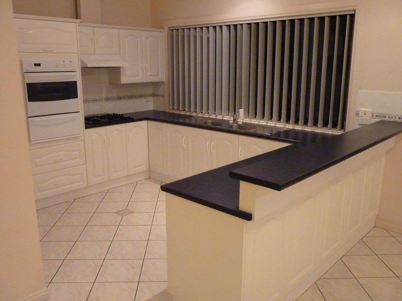 33 Piccadilly Circus, Golden Grove SA 5125