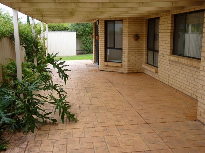 33 Piccadilly Circus, Golden Grove SA 5125