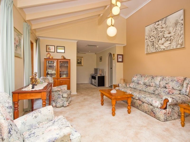 21 Abercrombie Crescent, St Agnes SA 5097