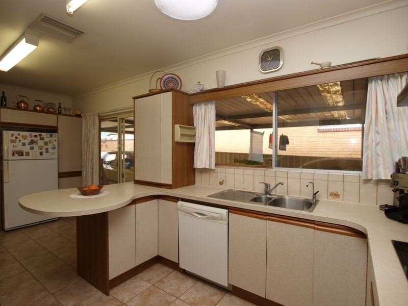 51 Mataro Road, Hope Valley SA 5090