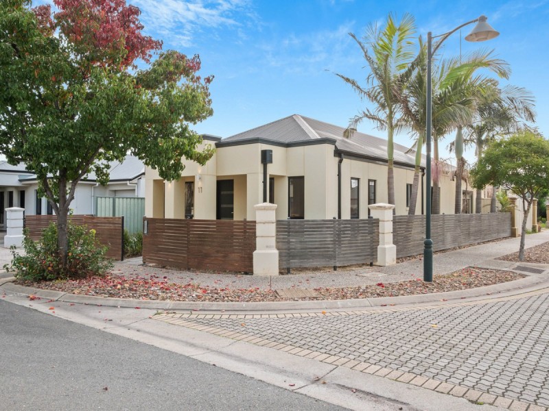 11 Heard Avenue, Mawson Lakes SA 5095
