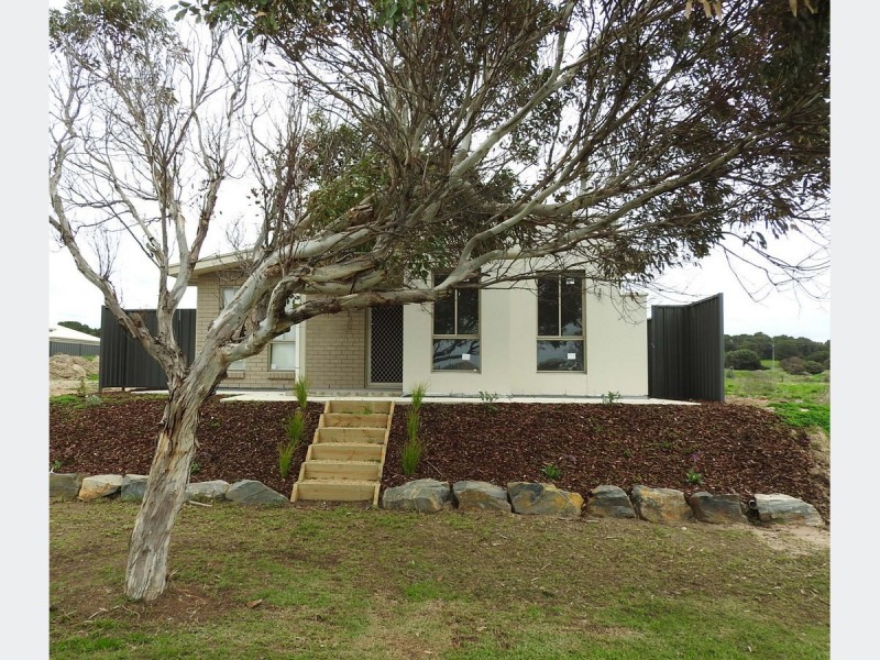 87 Princess Royal Parade, Hindmarsh Island SA 5214