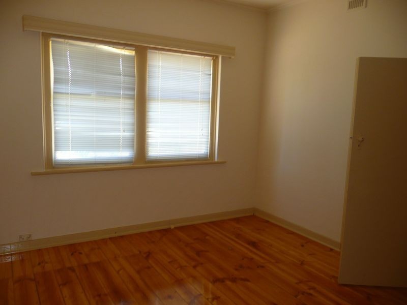 33 Nelson Avenue, Flinders Park SA 5025