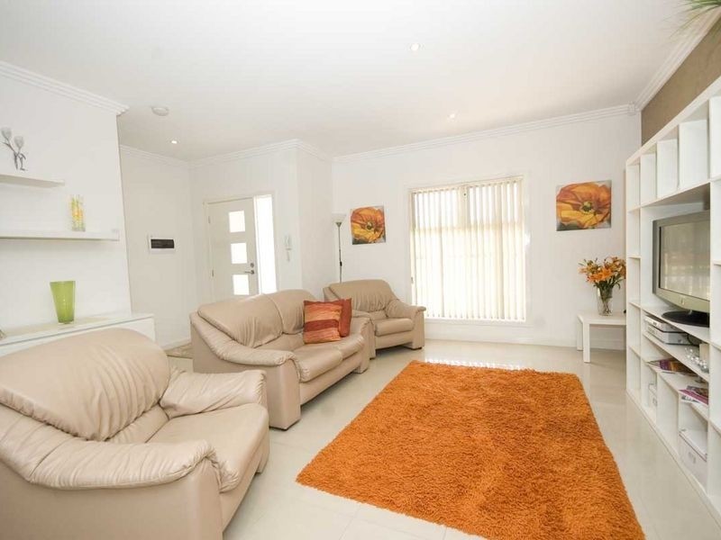 2/1 Seaton Terrace, Seaton SA 5023
