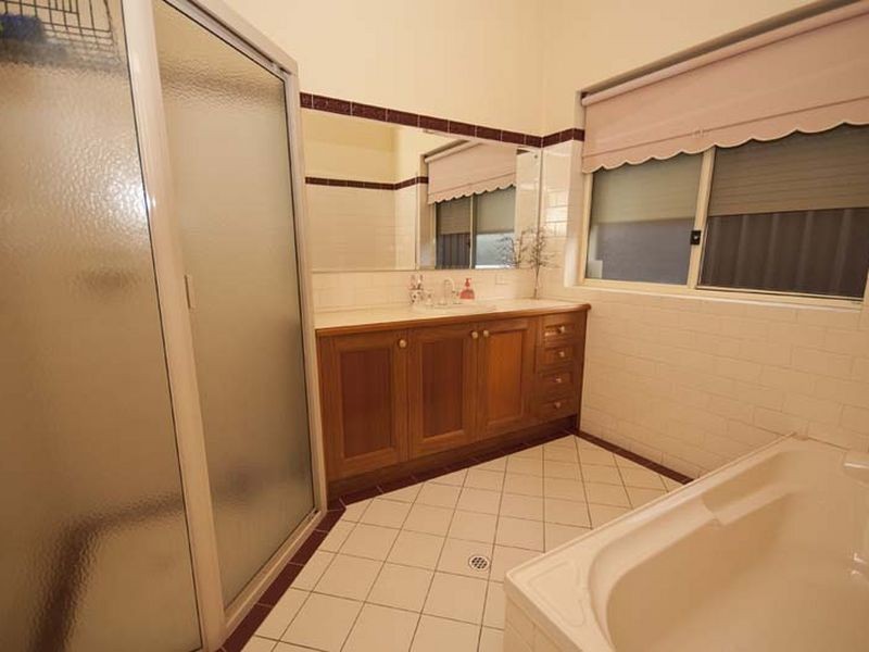 20 Rivett Avenue, Fulham Gardens SA 5024