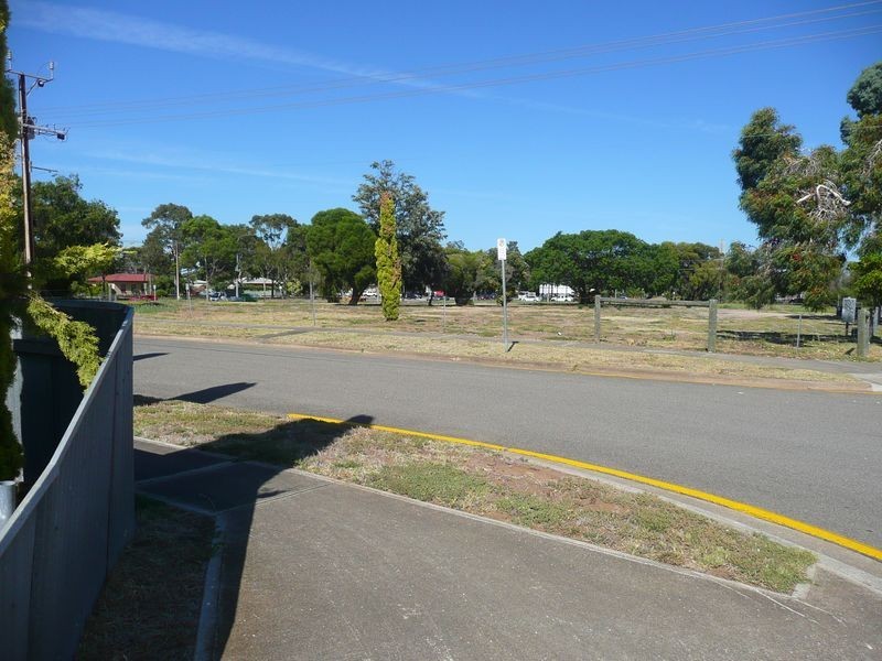 9 Crighton Avenue, Royal Park SA 5014