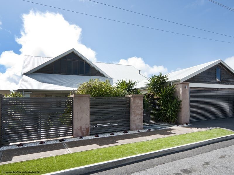 112 Seaview Rd, Tennyson SA 5022