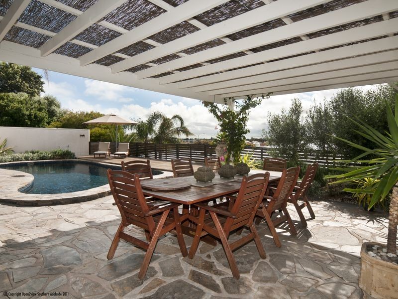 112 Seaview Rd, Tennyson SA 5022