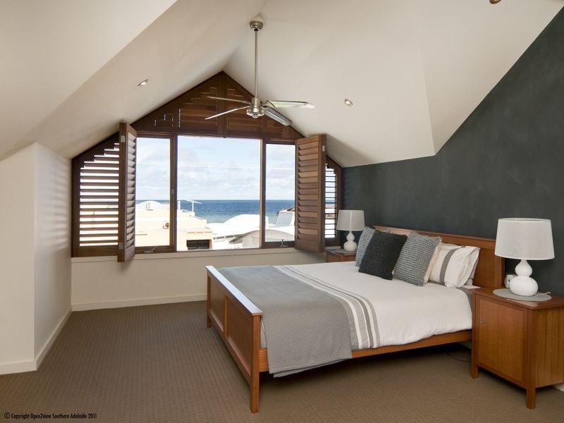 112 Seaview Rd, Tennyson SA 5022