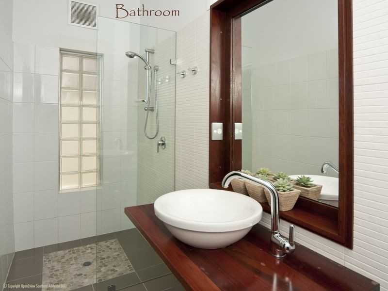 112 Seaview Rd, Tennyson SA 5022