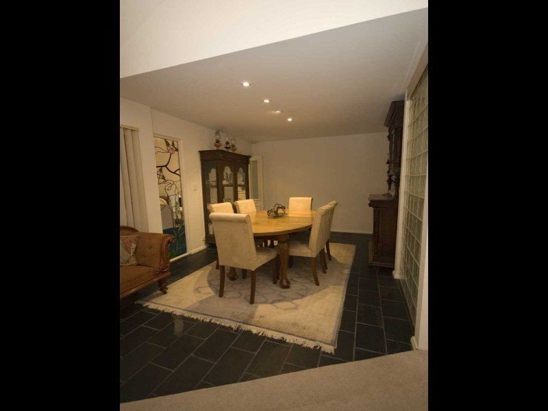 7 Endeavour Court, North Haven SA 5018