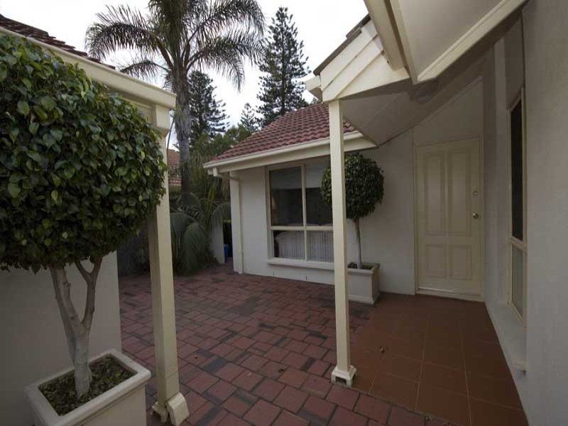 7 Endeavour Court, North Haven SA 5018