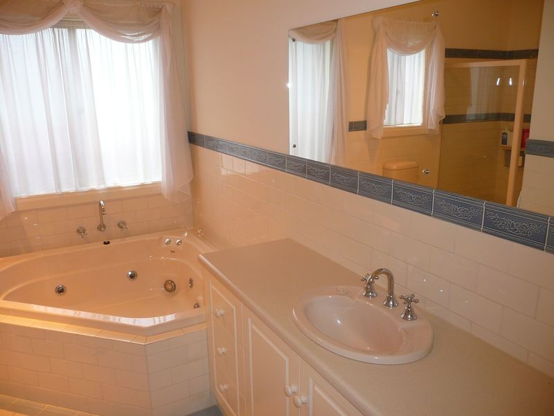 38 Drummond Avenue, Findon SA 5023