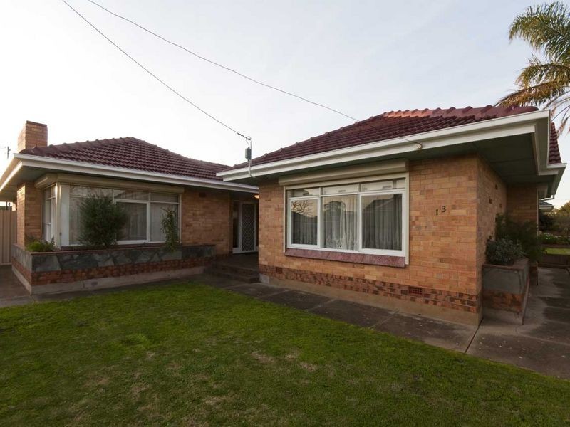 13 Young Street, Findon SA 5023