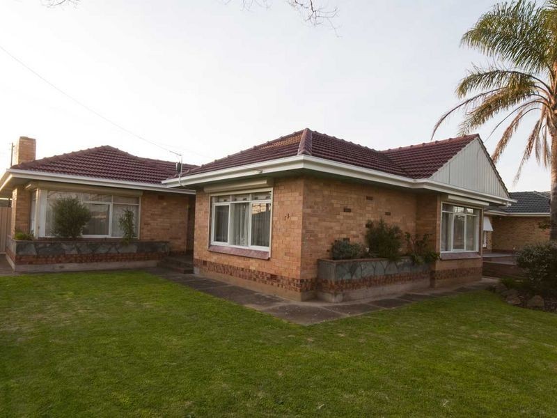 13 Young Street, Findon SA 5023