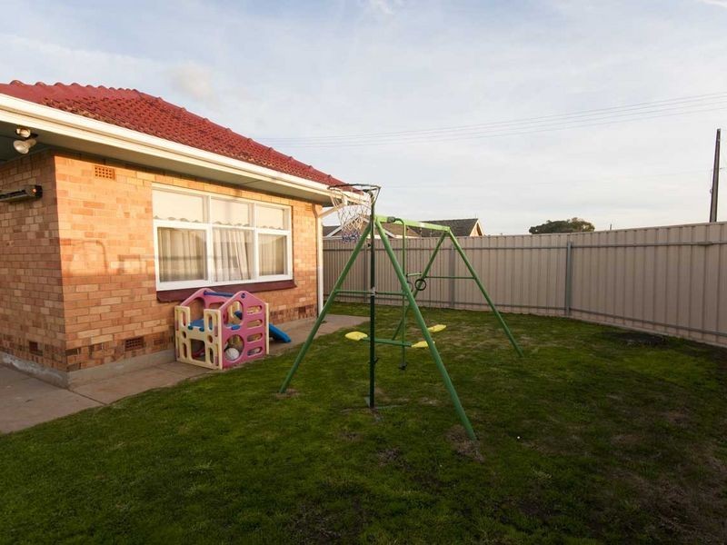 13 Young Street, Findon SA 5023