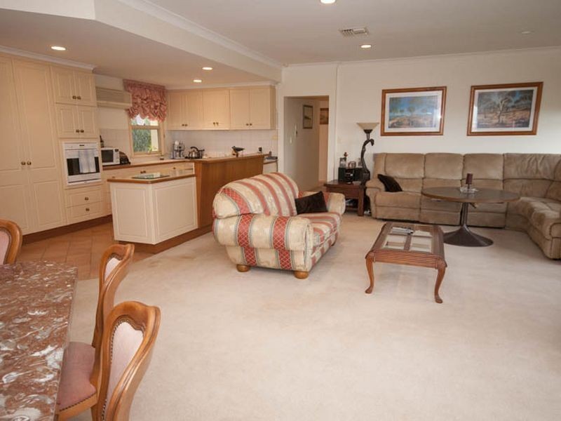 6 Tregenza Close, Beaumont SA 5066