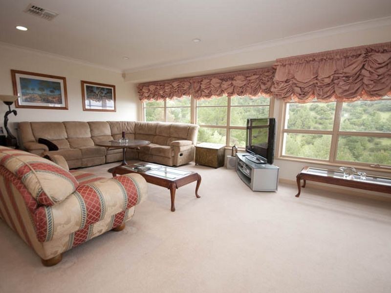 6 Tregenza Close, Beaumont SA 5066