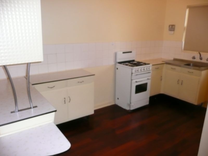 2/102 Seaview Road, West Beach SA 5024