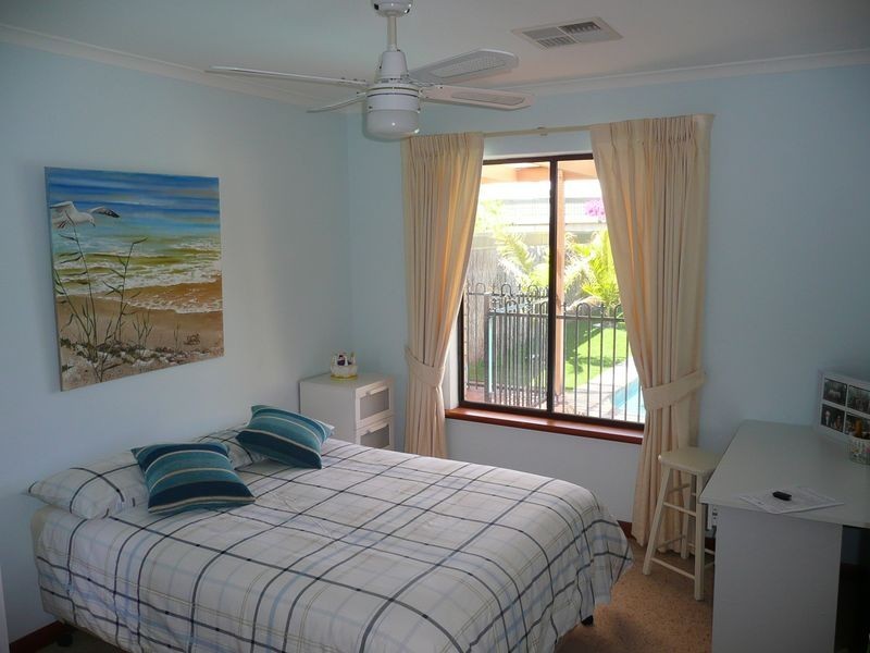 28 Lakeview Avenue, West Lakes SA 5021