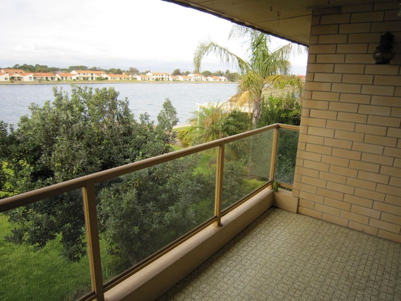 23/68 Military Road, Tennyson SA 5022