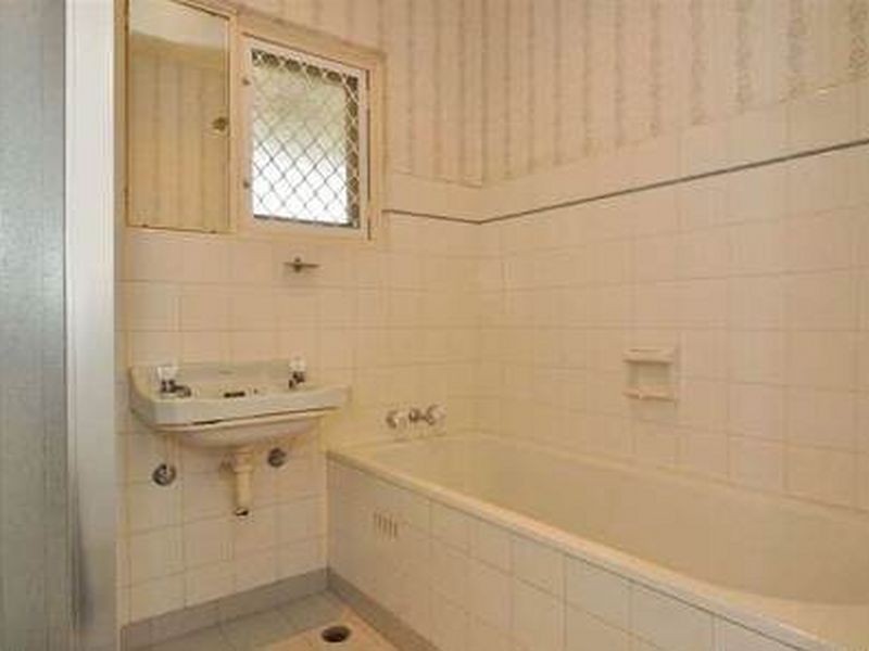 42 Kingborn Avenue, Seaton SA 5023