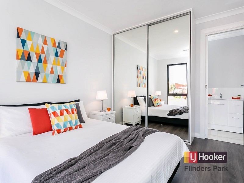 17 Fairweather Avenue, Woodville South SA 5011