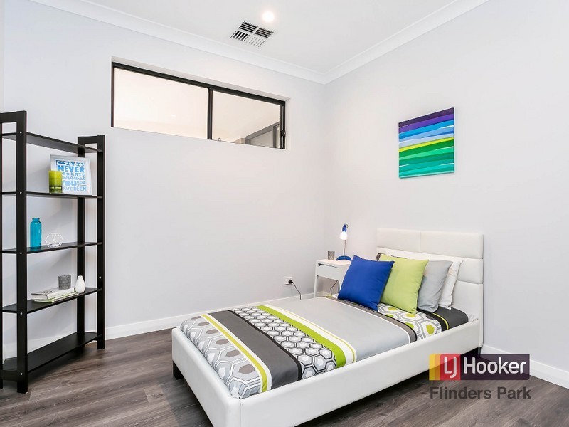 17 Fairweather Avenue, Woodville South SA 5011