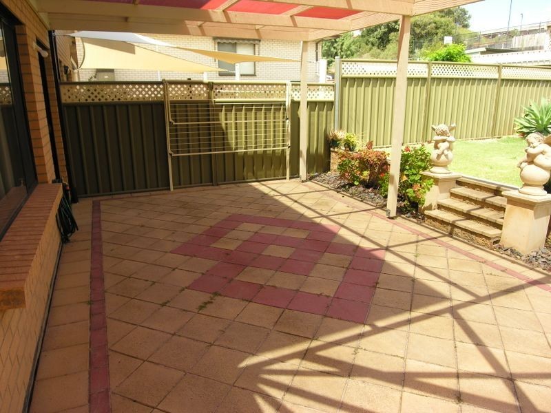 87 Military Road, Tennyson SA 5022