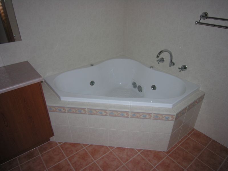 87 Military Road, Tennyson SA 5022