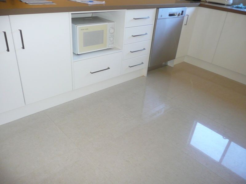 8 Hewitt Crescent, Woodville South SA 5011