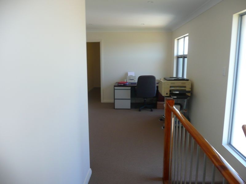 8 Hewitt Crescent, Woodville South SA 5011