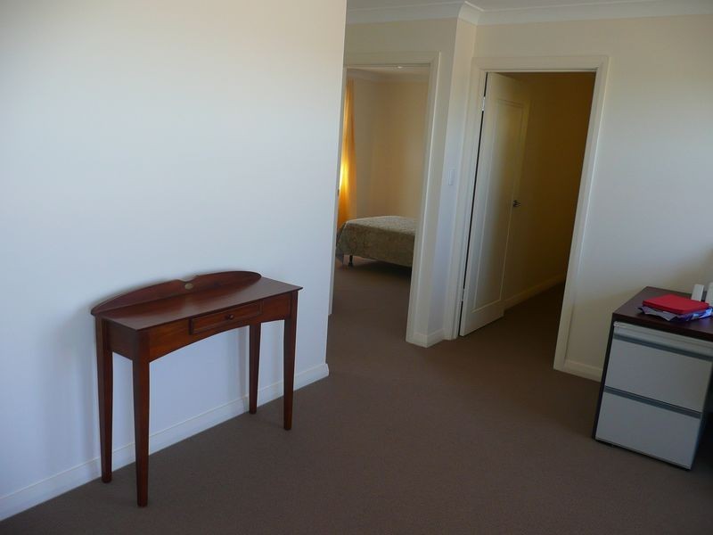 8 Hewitt Crescent, Woodville South SA 5011